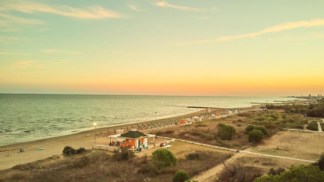 Aparthotel La Pineta Lido di Jesolo Zewnętrze zdjęcie